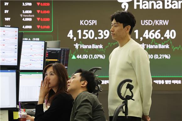 코스피,'오천피' 증시 부양 의지에 상승 마감