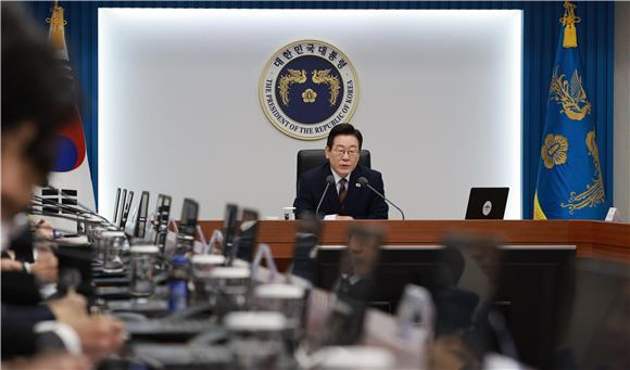 빛의 혁명...검찰개혁부터 청와대 복귀까지 - 뉴스 썸네일 이미지