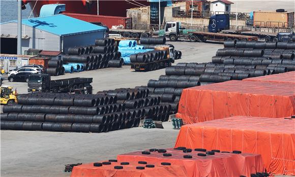 구조조정 다음 타깃은 ‘철강’…‘체질 전환’ 가속