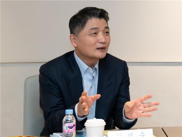 내년 ‘말의 해’…재계, 100억 넘는 말띠 주식부자 85명