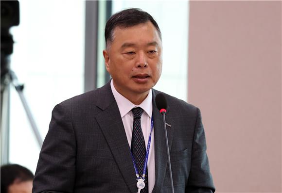HUG 유병태 사장, 재정 악화 및 경영실패 자진사퇴…공공기관 평가 ‘D’ 등급의 치명적 결과