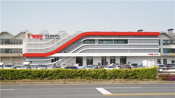 티웨이·소노 첫 단추인 ‘복지 통합’부터 삐걱