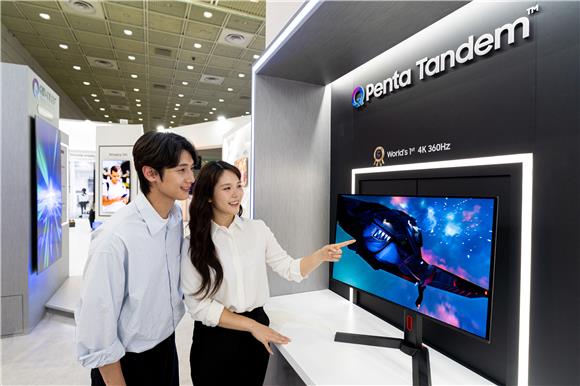 문턱 낮아진 OLED 모니터…K디스플레이 ‘기회’