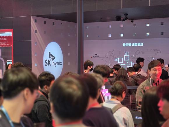 HBM 너머 시스템 설계까지…‘SEDEX’서 본 AI 반도체 미래