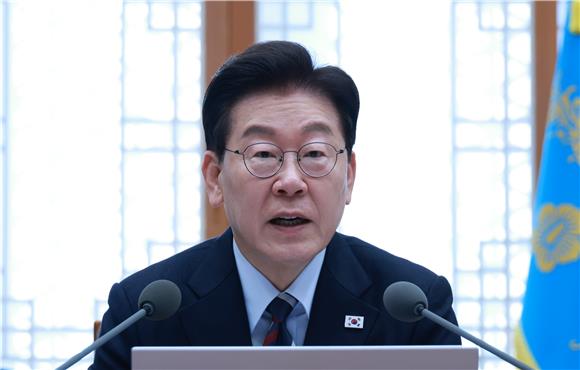 이 대통령, 최길수 특별감찰관 임명 재가
