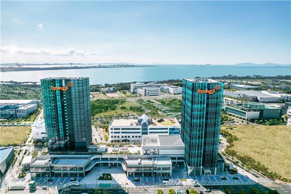 [IB토마토]형지엘리트, 교복값 논란에 재무 리스크까지