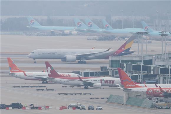 중동 전쟁 덮친 LCC…엔데믹 특수 끝나자 ‘생존’ 걱정