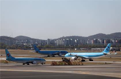[IB토마토](여행업계 잔혹사)②성수기 앞두고 덮친 '할증료 폭탄'