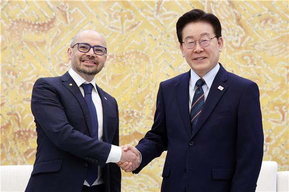 이 대통령, 허사비스와 AI 협력 논의…서울에 '구글 AI 캠퍼스' 추진