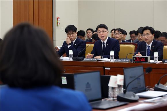 과기정통부, '전력 특례' 포기 시사…AI 데이터센터 특별법 속도전