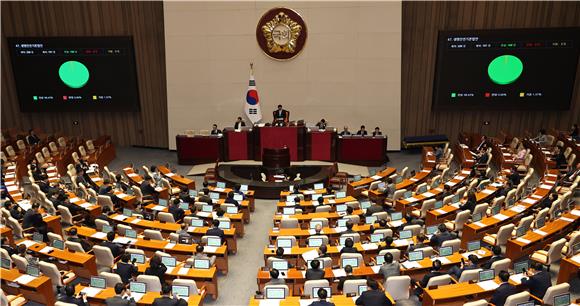 ‘LNG 전력구매’ 빠졌지만…AI 데이터센터 특별법 후속조치 산적