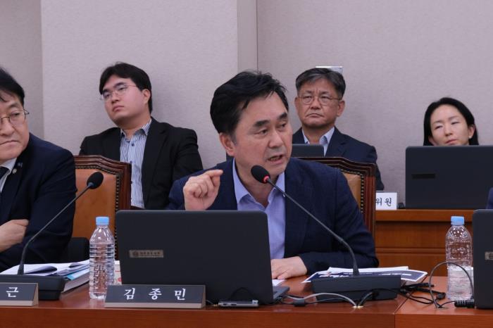 (투자계약의 그림자)②김종민 '연대책임 제한' 입법...신기사 규제 공백... - 뉴스 썸네일 이미지