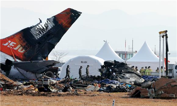 경찰 특수단, '무안공항 참사' 첫 송치…
