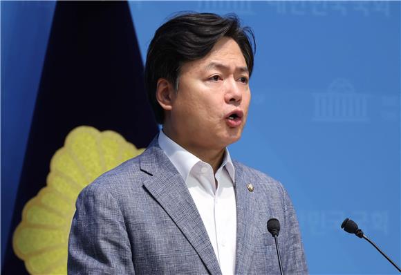 김현정 "수상한 MBK, 김승원 흔들기 즉각 중단하라" - 뉴스 썸네일 이미지